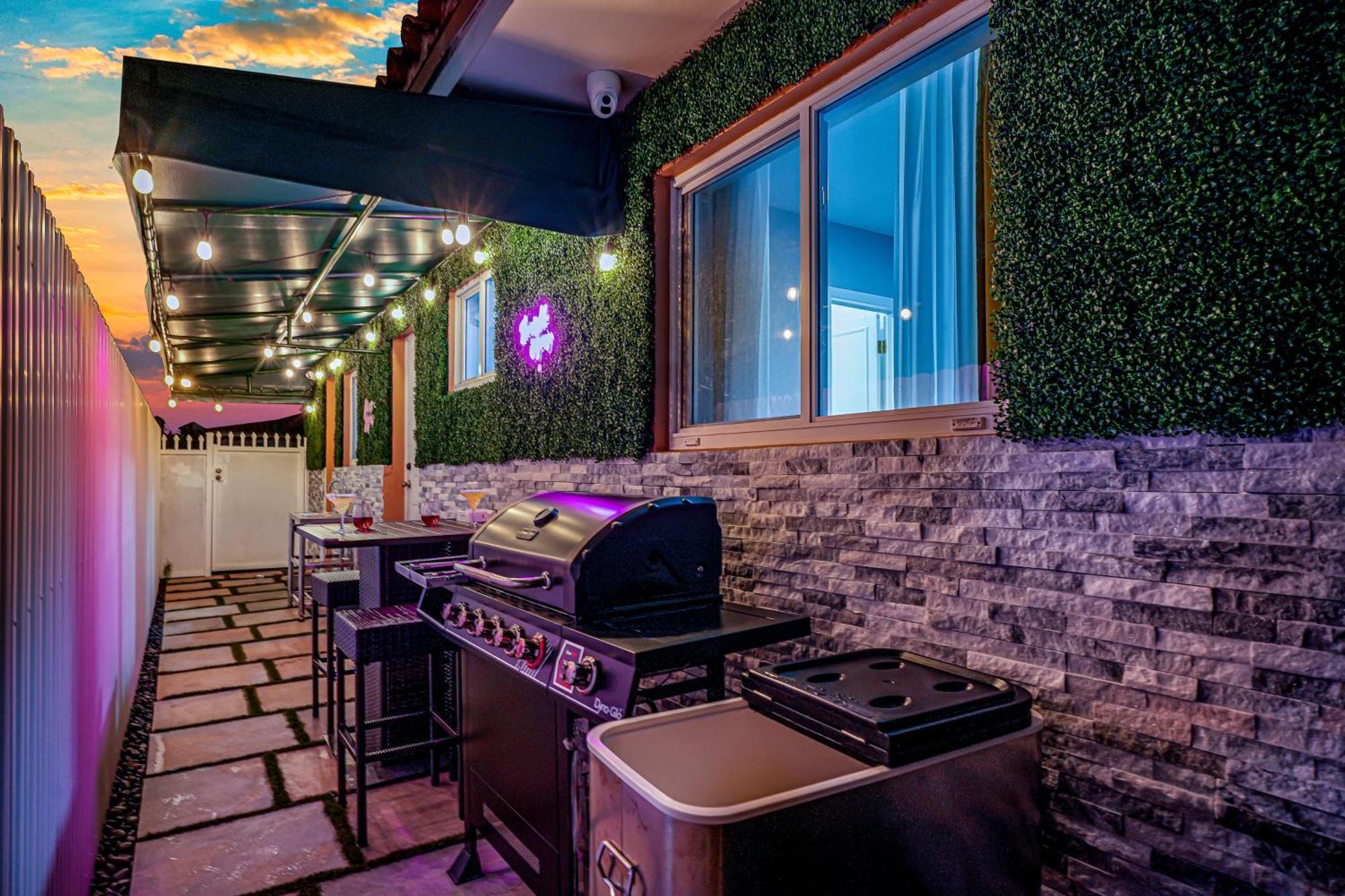 מיאמי Vacay Spot Happy Escape 15 Min Beach Massage Shower Prime Loc! 6 Blocks Away From Bars, Nite Clubs, Res, Shops מראה חיצוני תמונה
